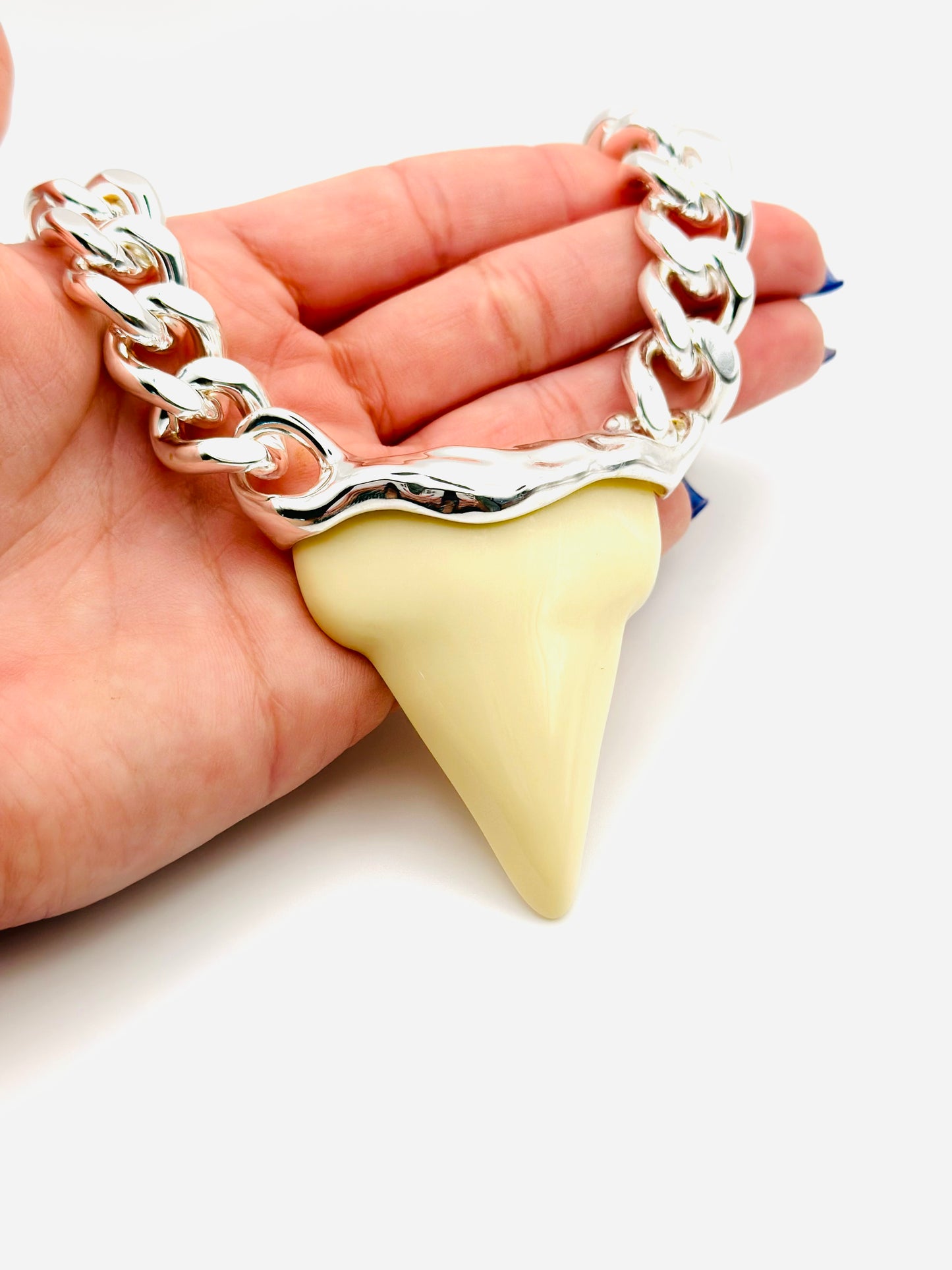 SHARK TOOTH 🦷 NECKLACES SILVER