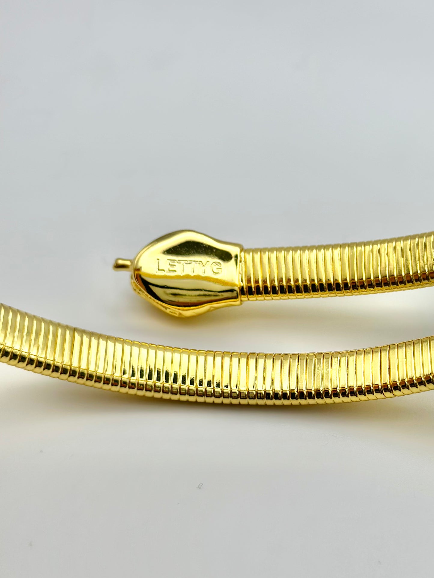 SNAKE CHOKER