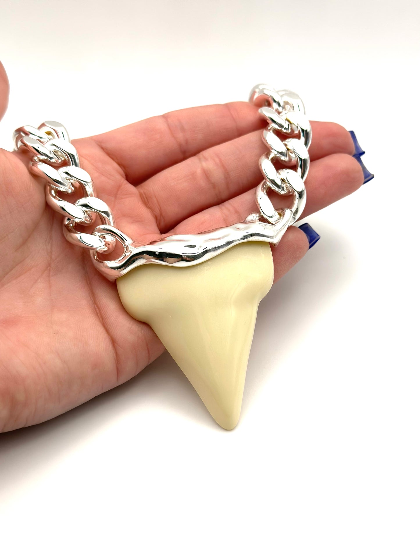 SHARK TOOTH 🦷 NECKLACES SILVER