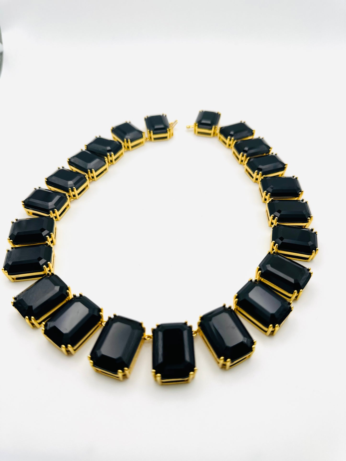 BLACK BELLA NECKLACES