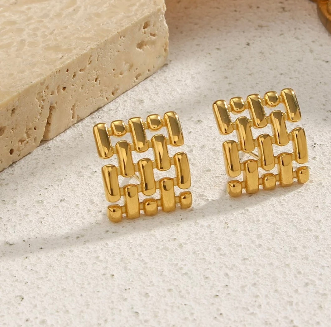 SQUARE EARRINGS